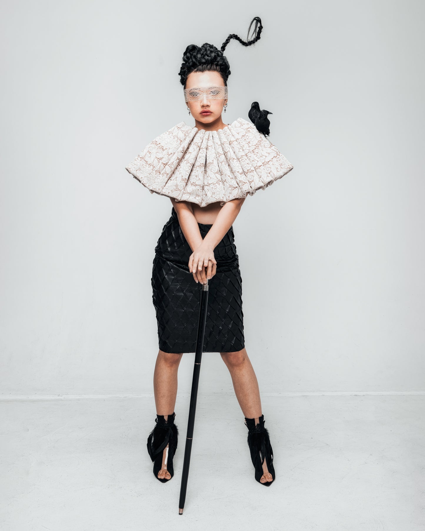 Royals Medieval Lace Collar -Sold Out-