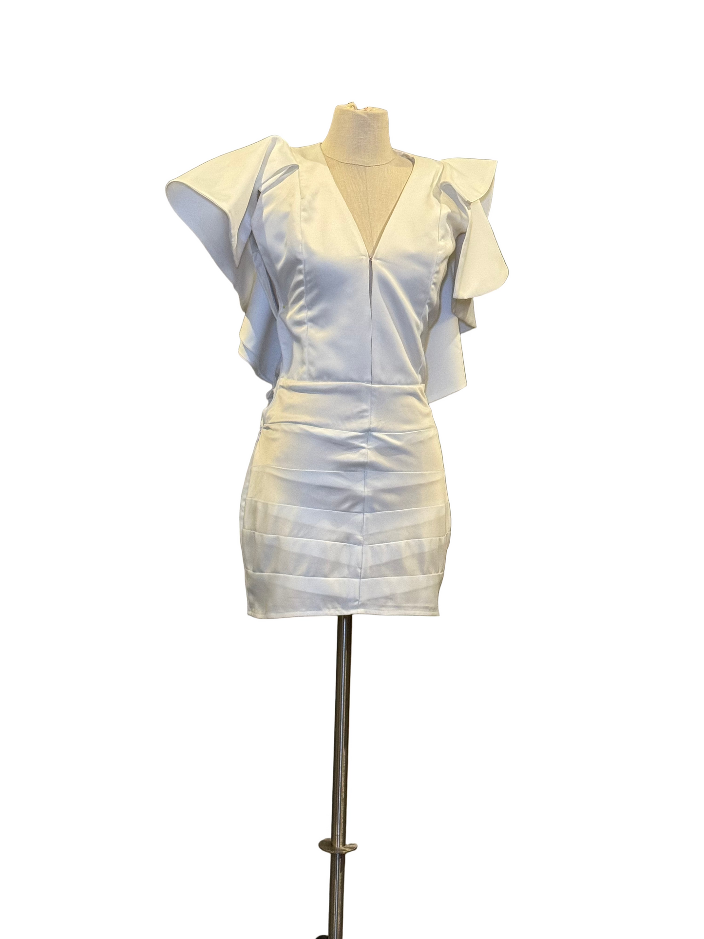 White Wide Sleeves Dress - Rental