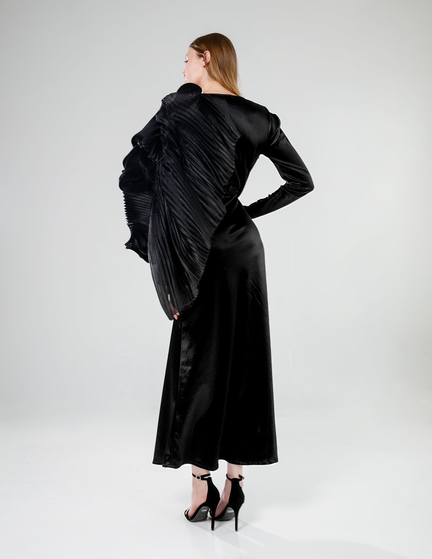 Structured Detail Maxi Dress Black