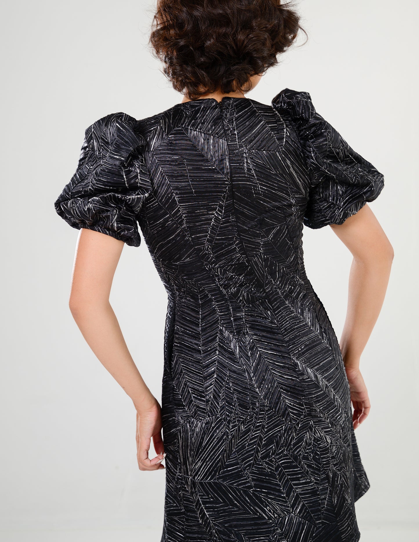 Jacquard Dress with Puff Sleeves Black