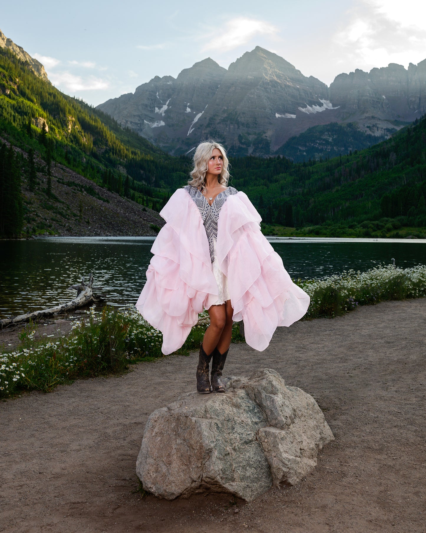 Maroon Bells Puffed Sleeves Shirt Pink