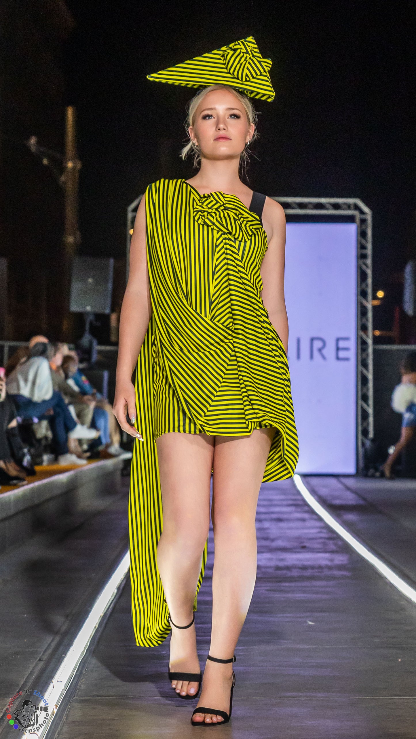 The Twins 1 : House of Cards Yellow and Black Knee Length Drape Dress